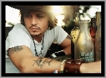 Kapelusz, Johnny Depp, Butelki